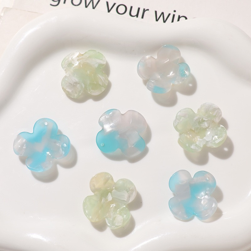 Men Accessories Wholesale - Perles florales en acrylique en forme