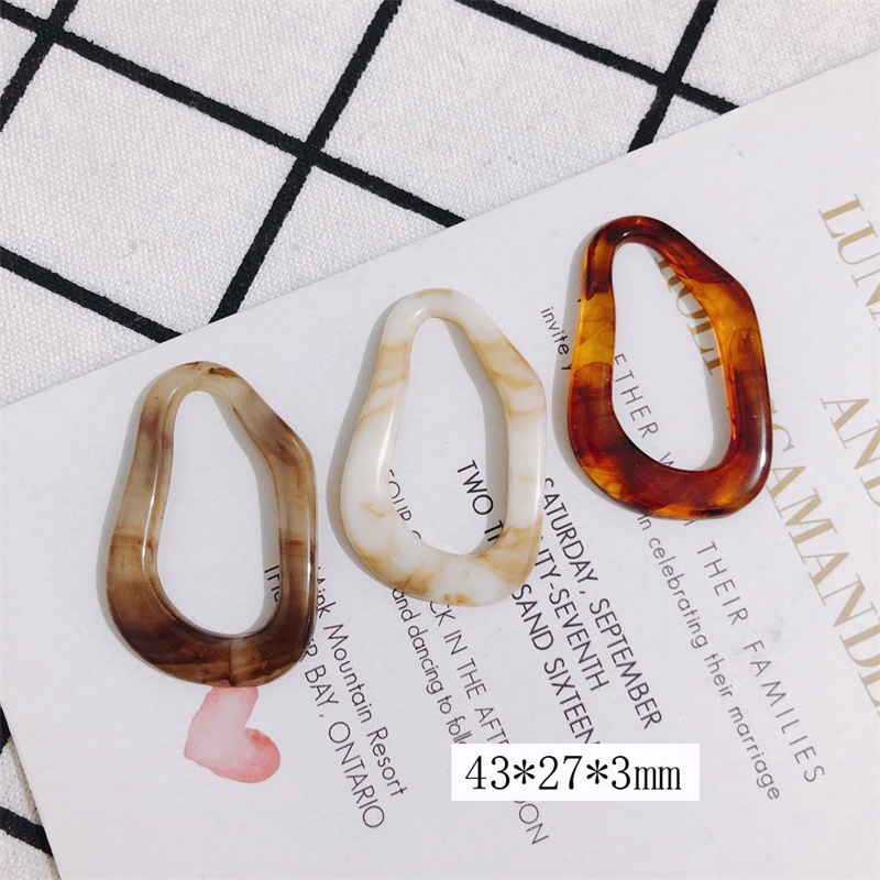 Perles en résine de forme irré - Men Accessories Wholesale avis et prix